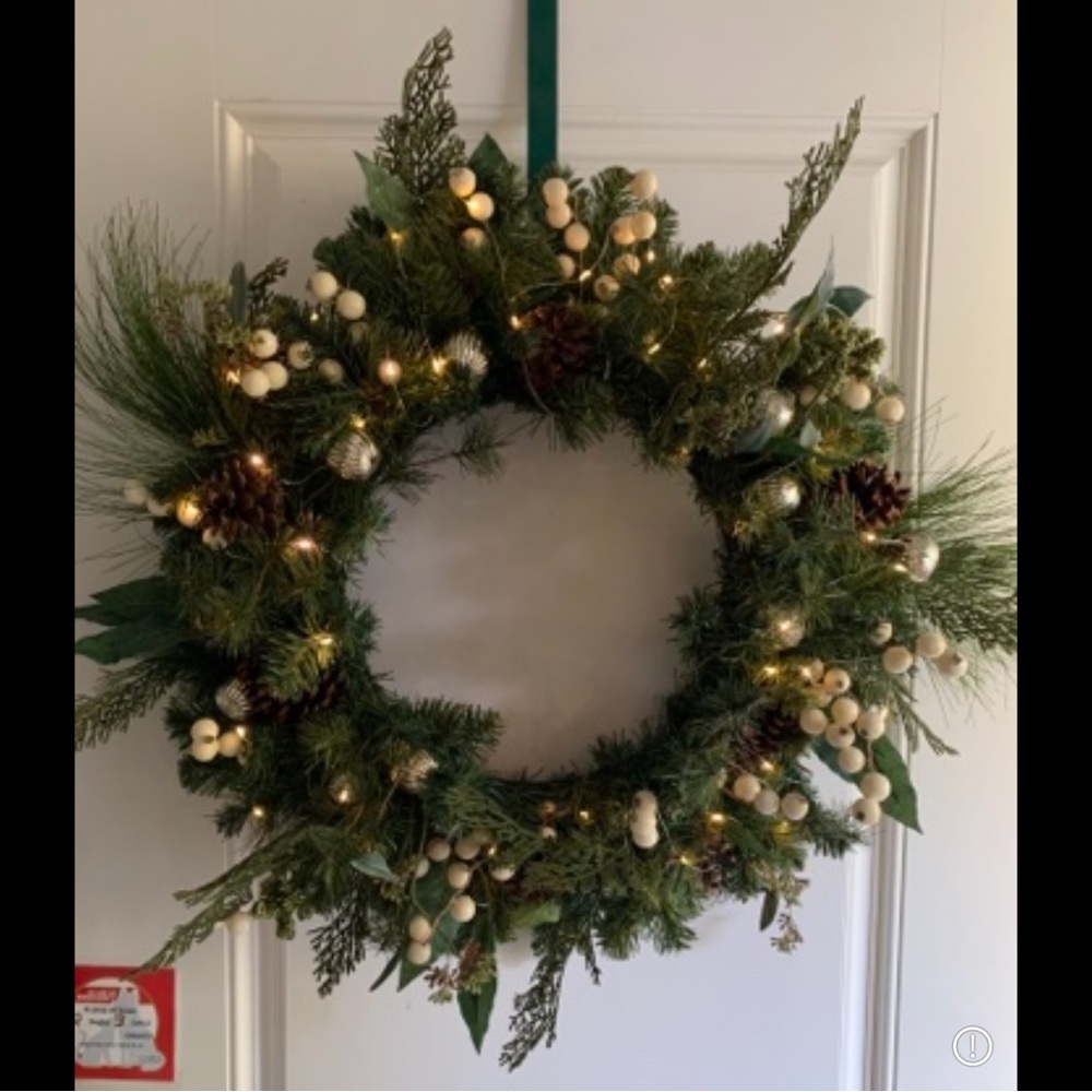 Wreath - Picture 1 of 1